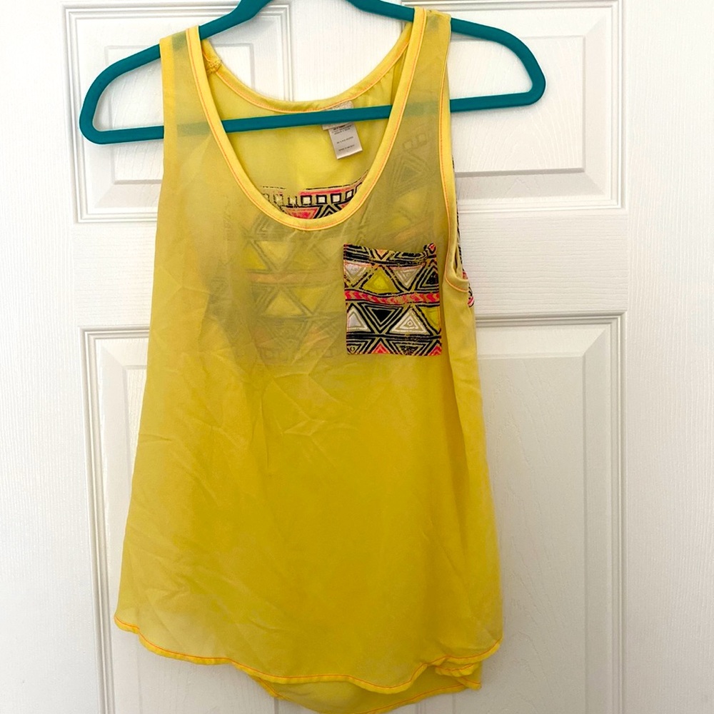 Daytrip L yellow pink Aztec tank top